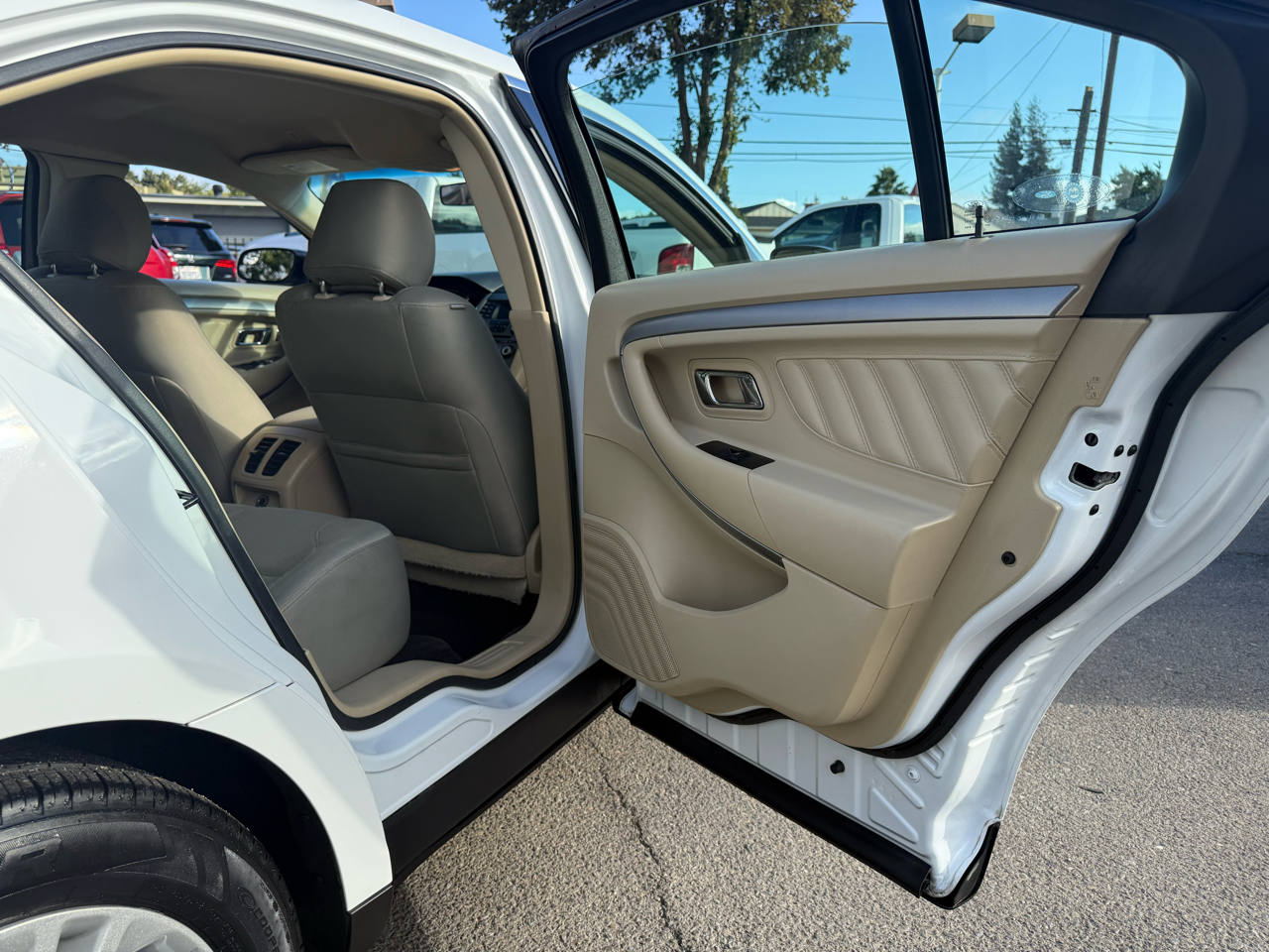 Ford Taurus  2015 Ford Taurus  2015