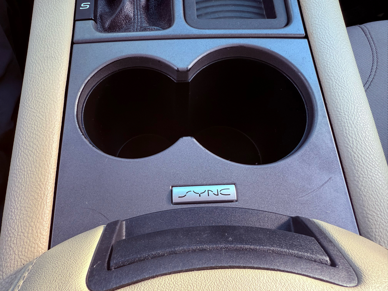 Ford Taurus  2015 Ford Taurus  2015