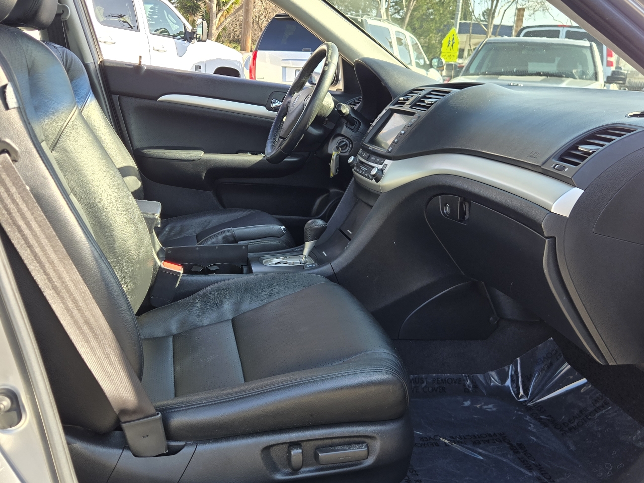 Acura TSX 4dr Sdn Auto Nav 2008