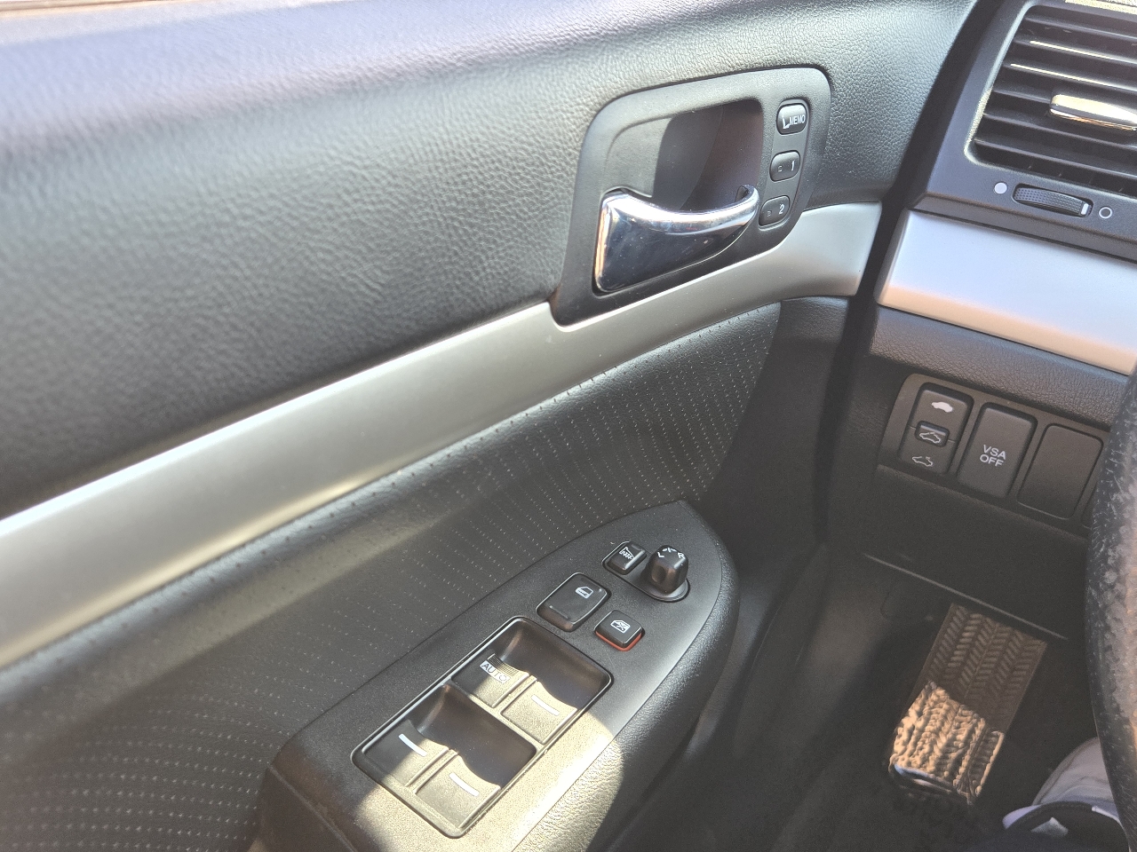 Acura TSX 4dr Sdn Auto Nav 2008