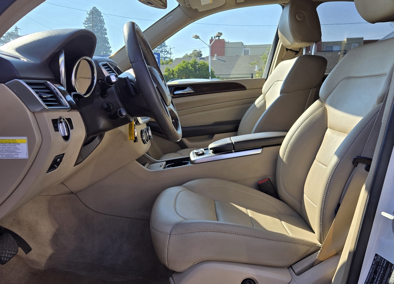 Mercedes-Benz M-Class  2012