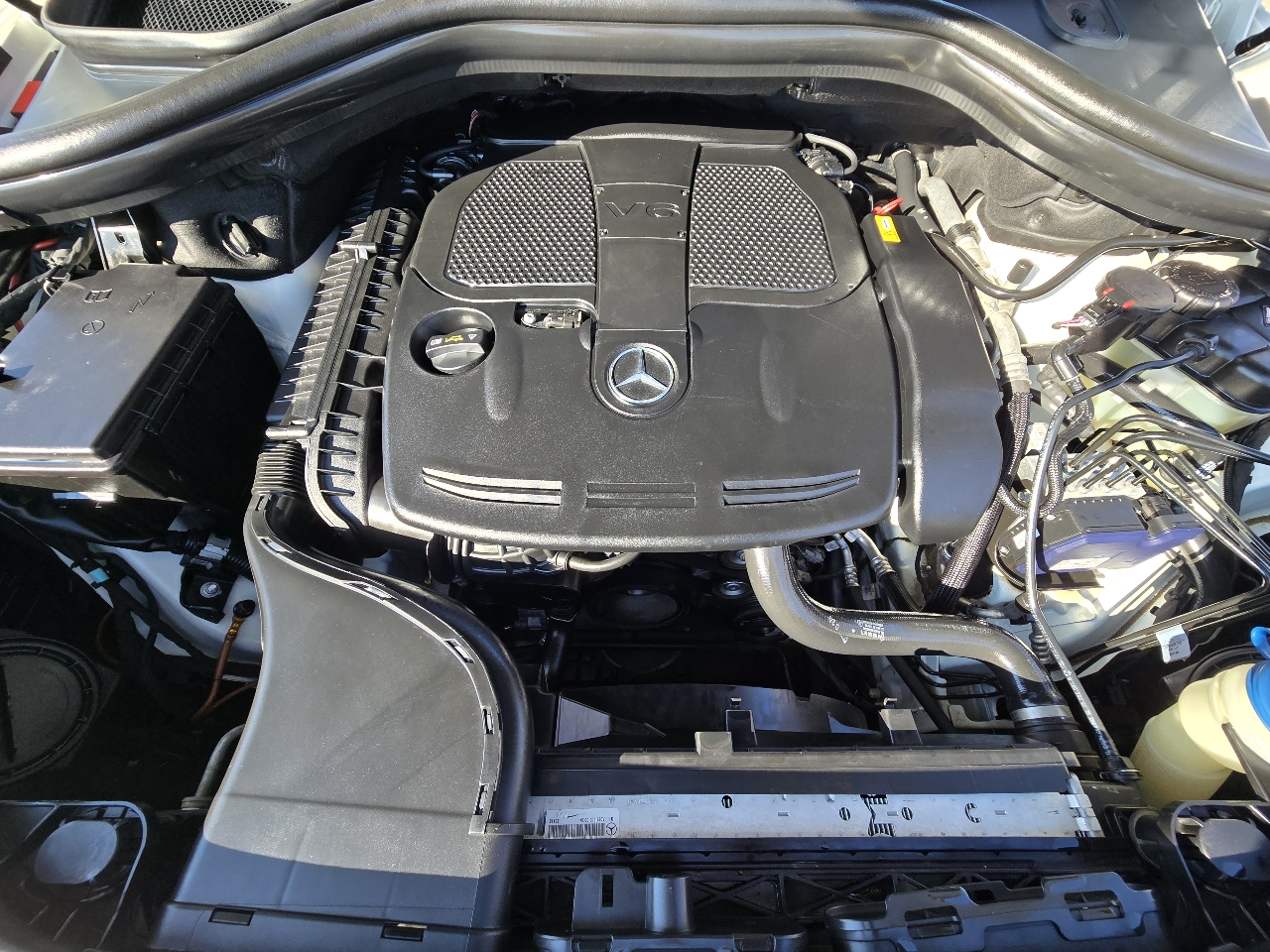 Mercedes-Benz M-Class  2012