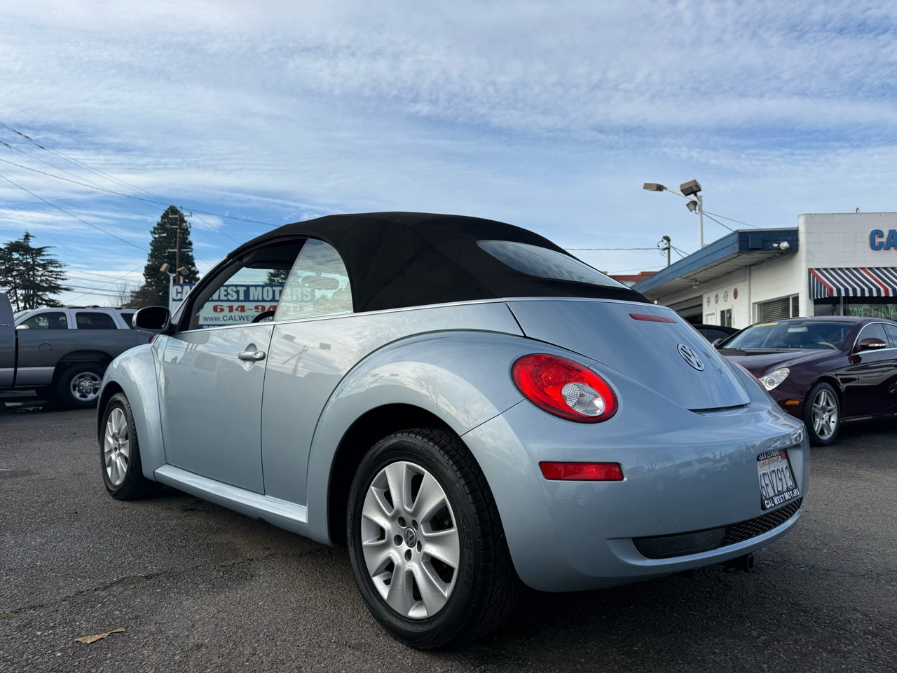 Volkswagen New Beetle  2009