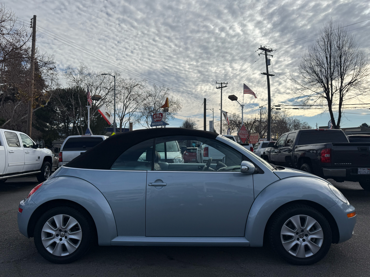 Volkswagen New Beetle  2009