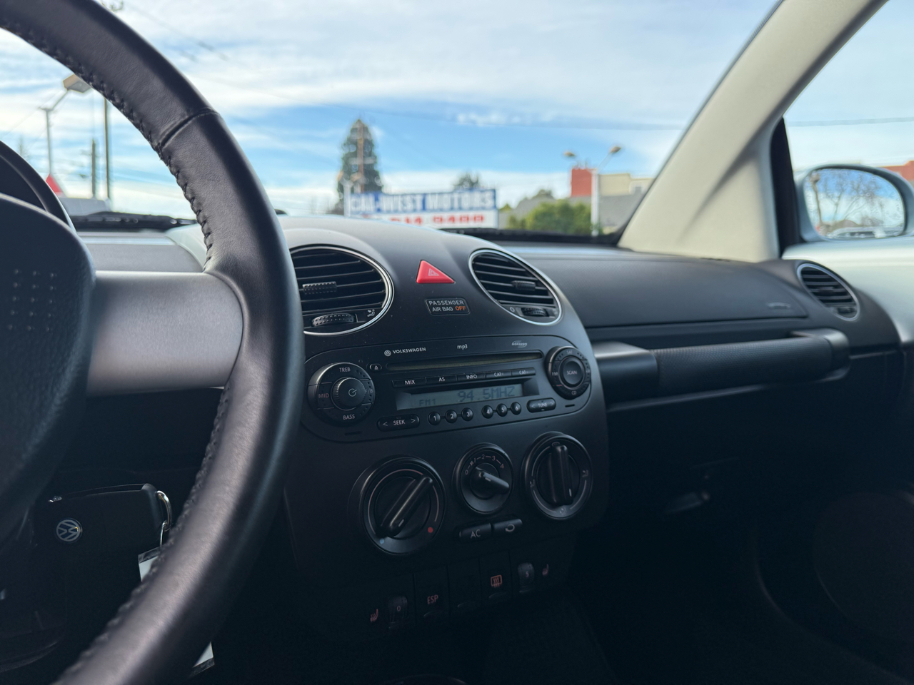 Volkswagen New Beetle  2009