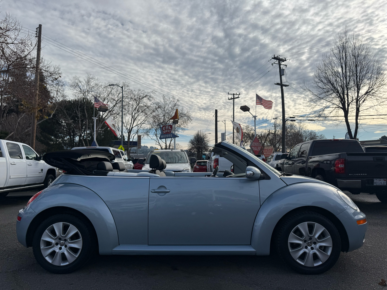Volkswagen New Beetle  2009