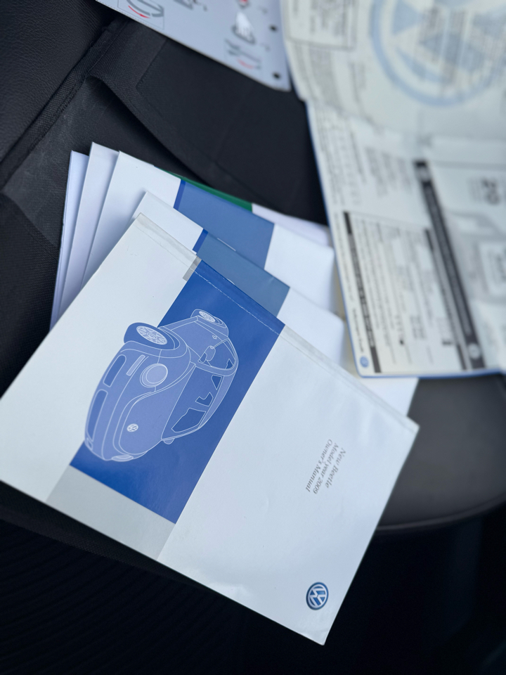 Volkswagen New Beetle  2009