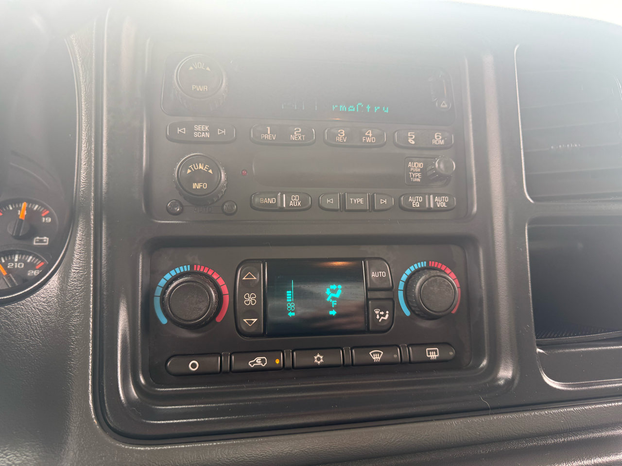 Chevrolet Silverado 1500  2006