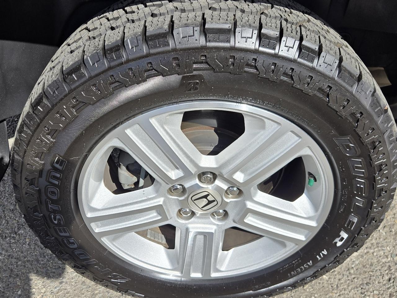 Honda Ridgeline  2012