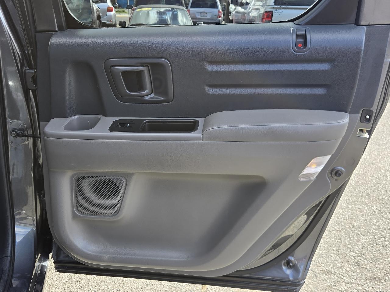 Honda Ridgeline  2012