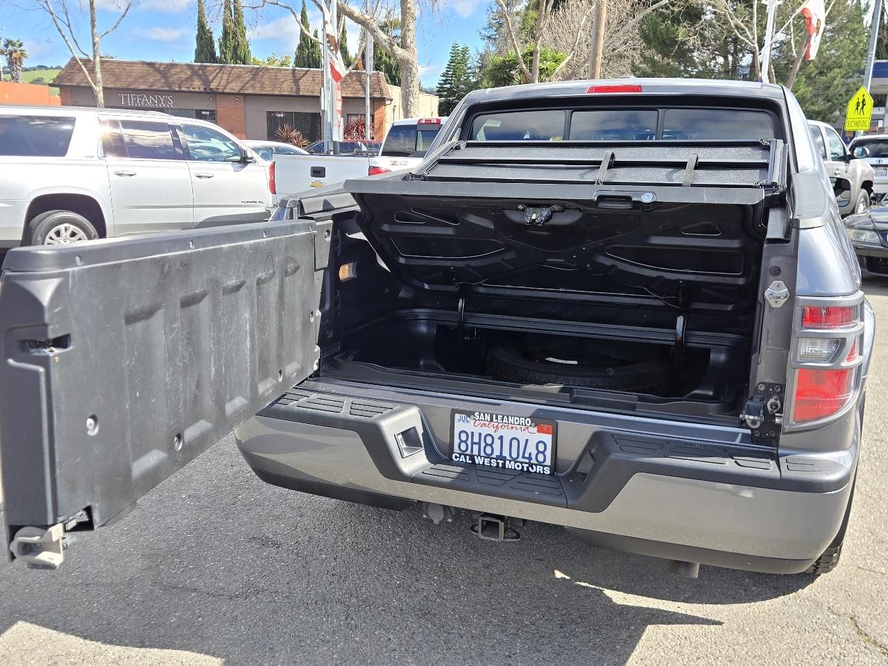 Honda Ridgeline  2012