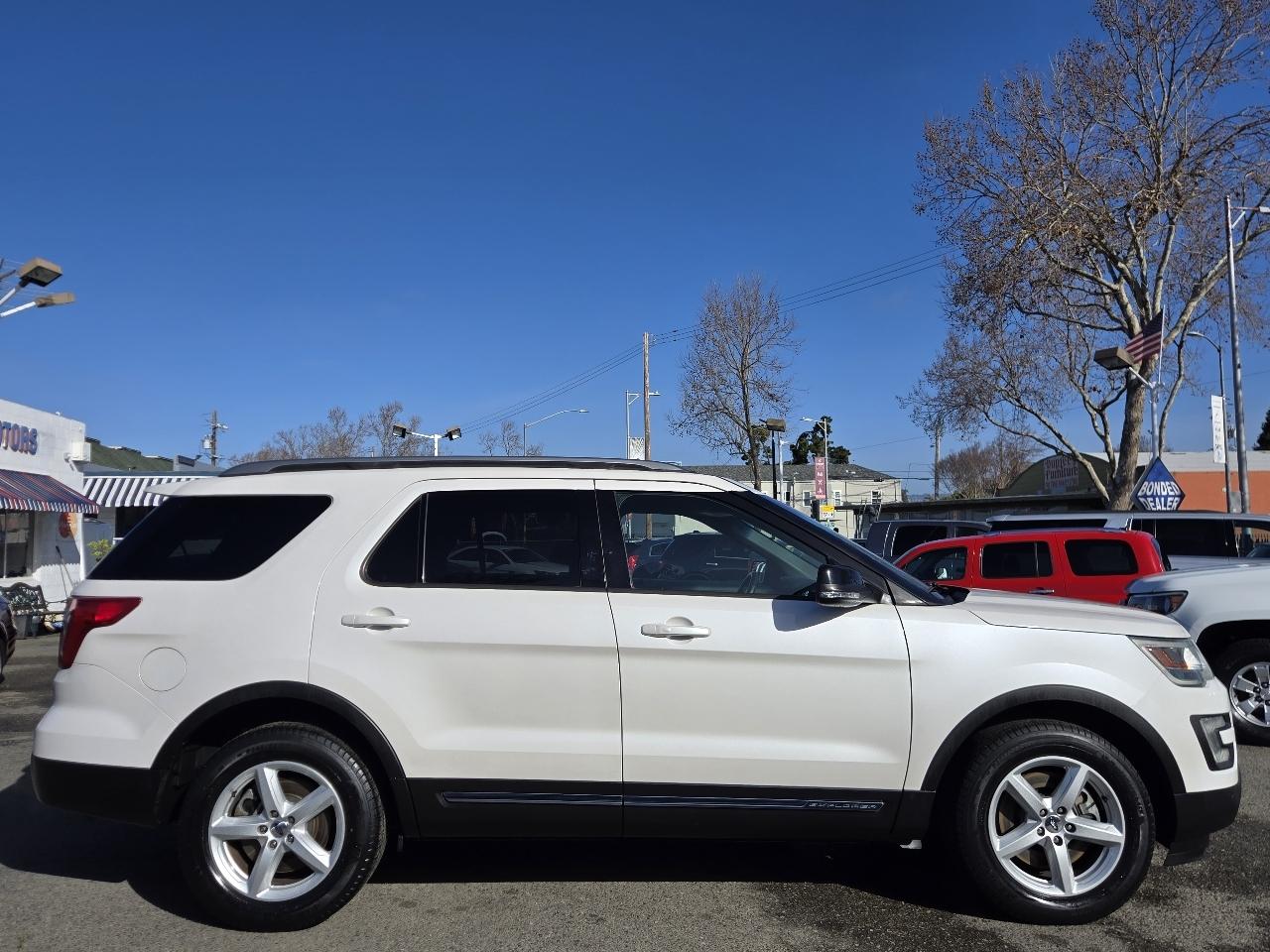 Ford Explorer  2016