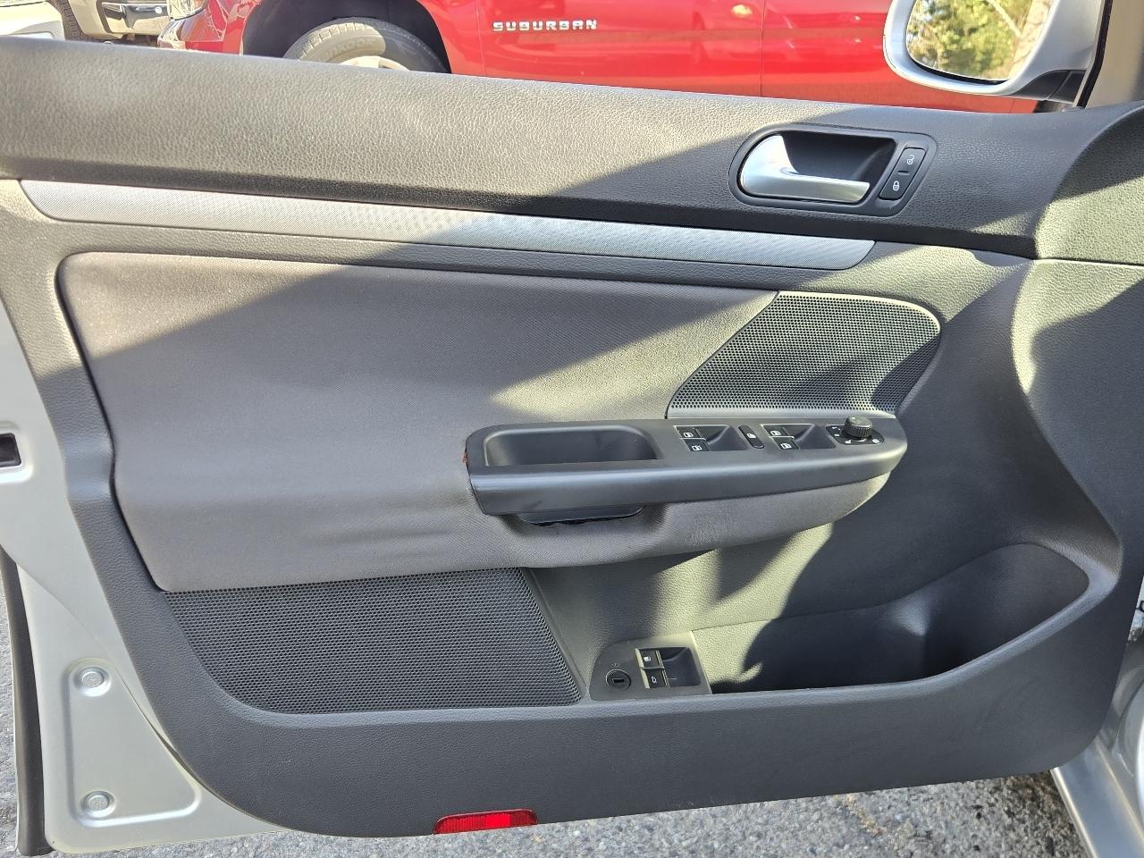 Volkswagen Jetta  2009
