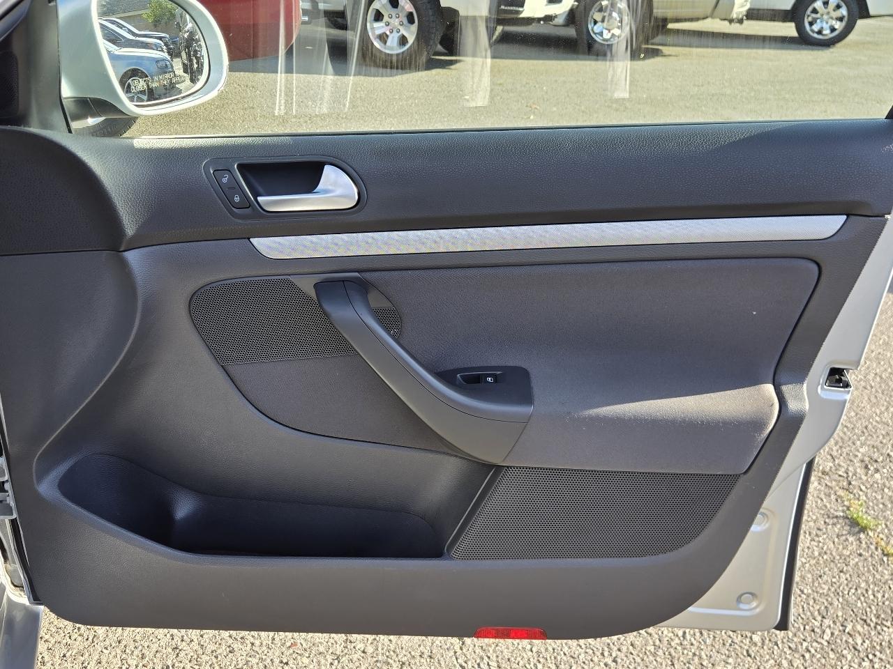 Volkswagen Jetta  2009
