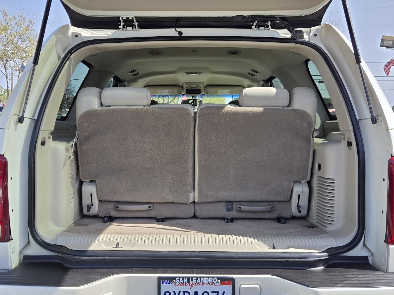 Cadillac Escalade  2004