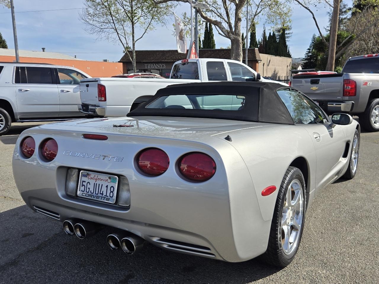 Chevrolet Corvette  2004