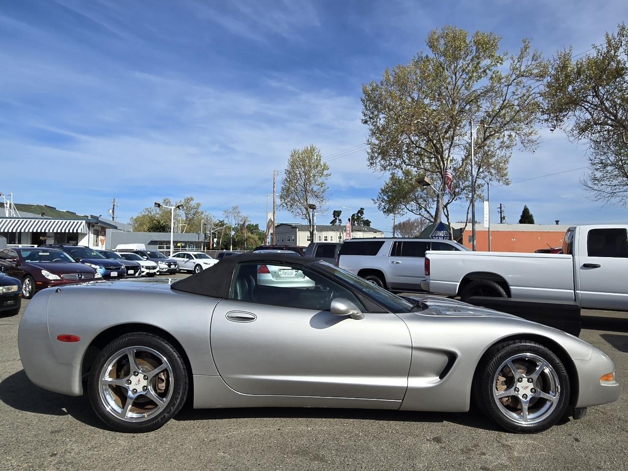Chevrolet Corvette  2004