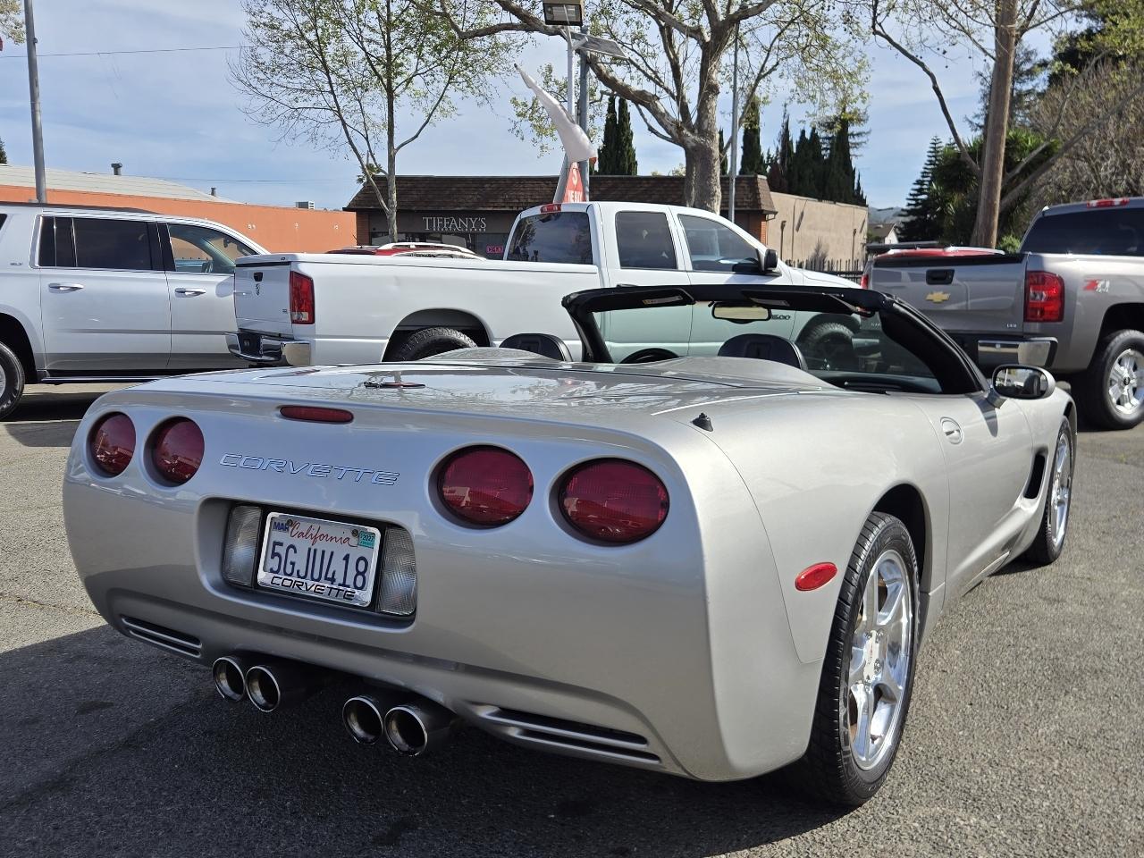 Chevrolet Corvette  2004
