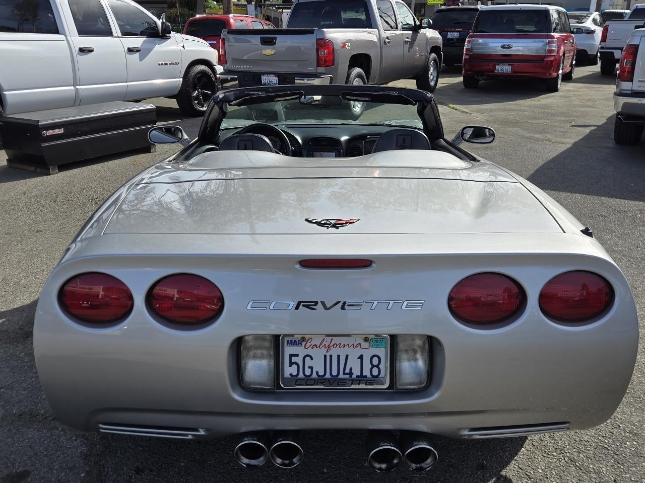 Chevrolet Corvette  2004