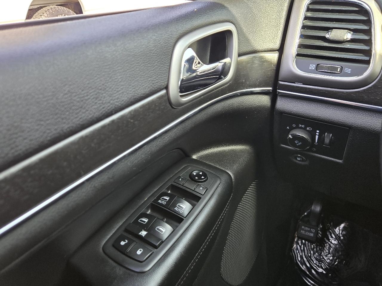 Jeep Grand Cherokee  2018