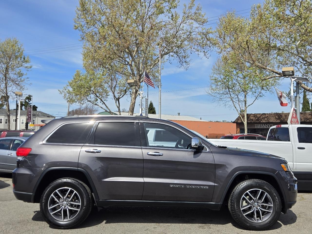 Jeep Grand Cherokee  2018