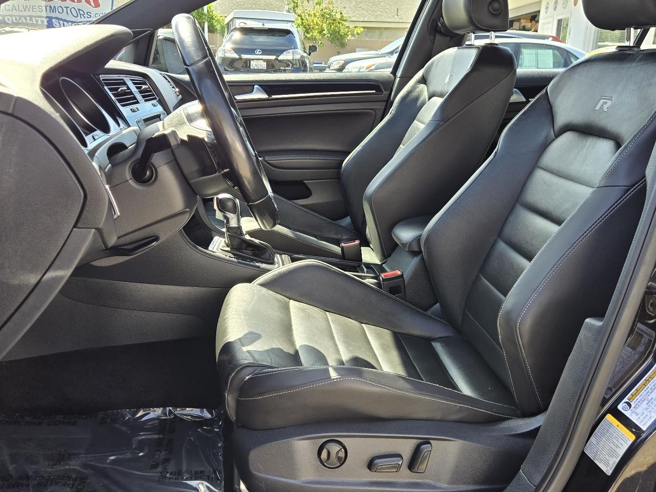 Volkswagen Golf R  2015