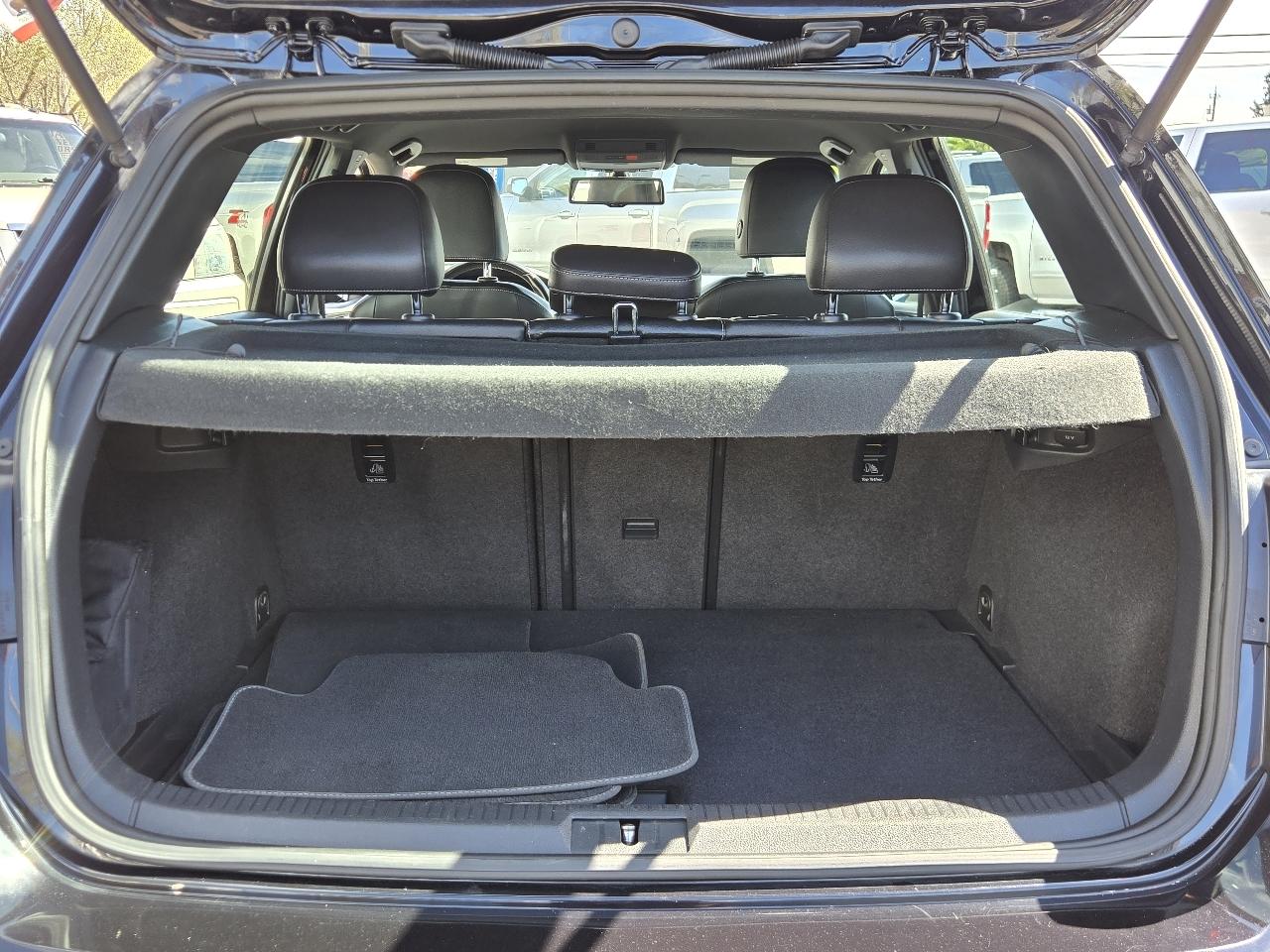 Volkswagen Golf R  2015