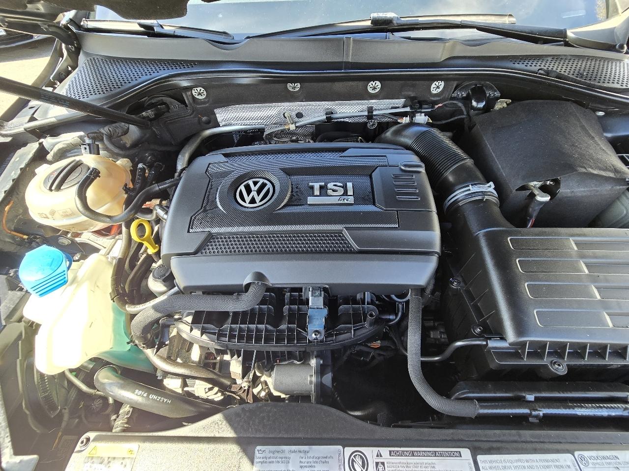 Volkswagen Golf R  2015