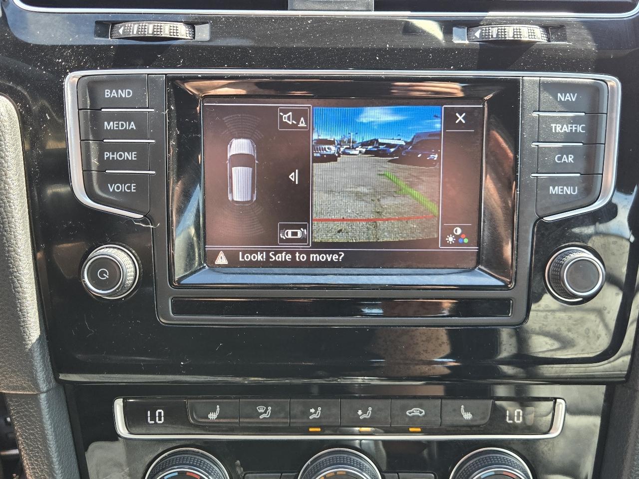 Volkswagen Golf R  2015