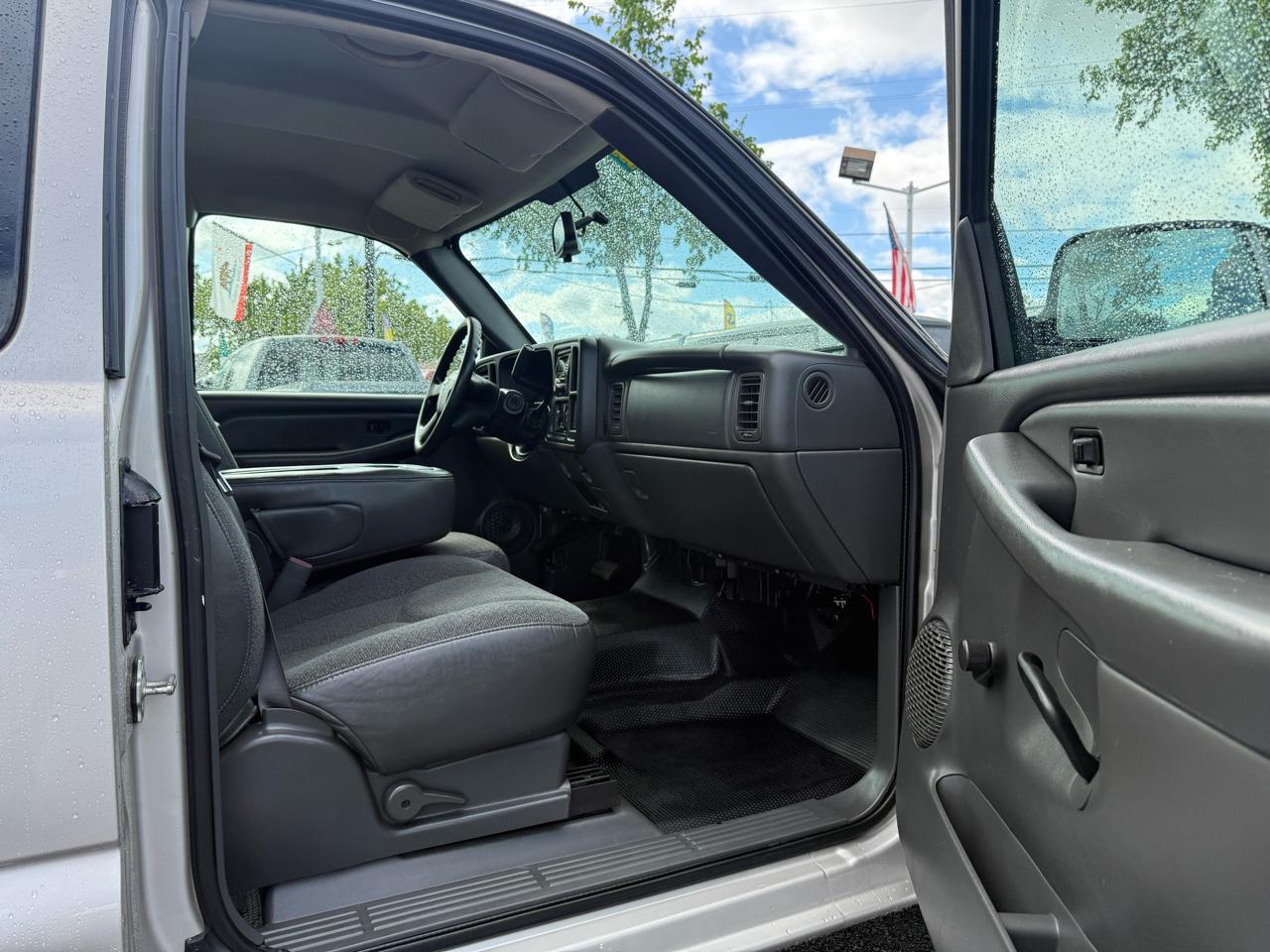 Chevrolet Silverado 1500  2005