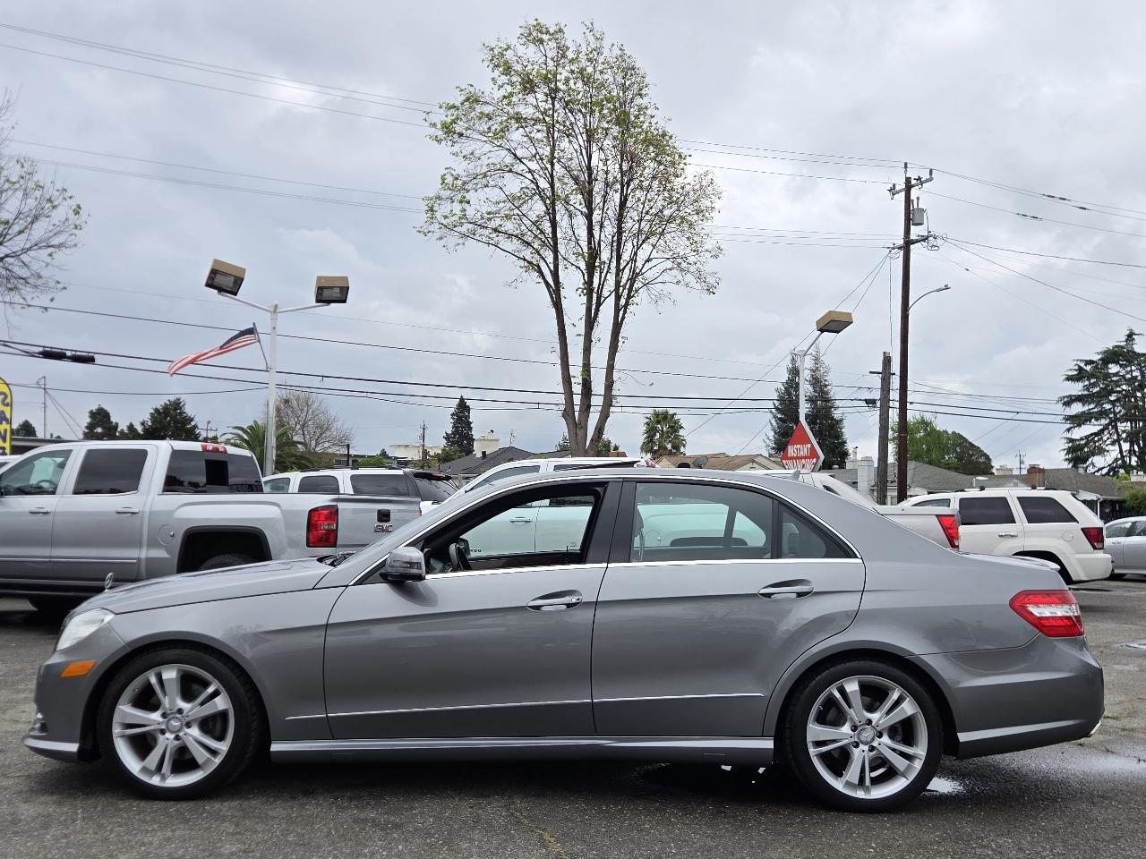 Mercedes-Benz E-Class  2013