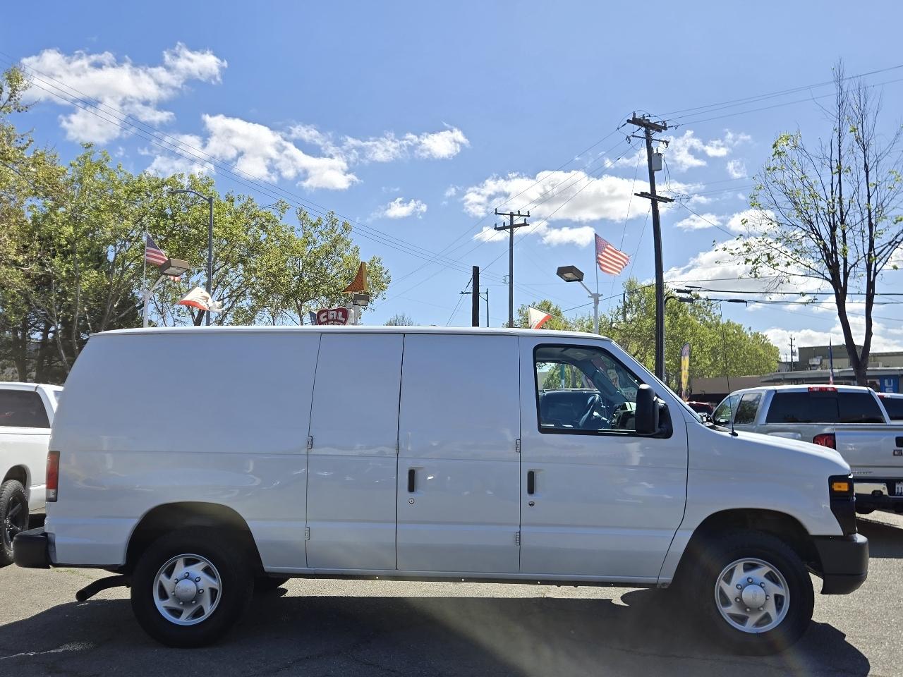 Ford Econoline  2014