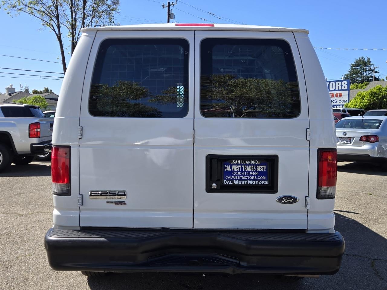 Ford Econoline  2014