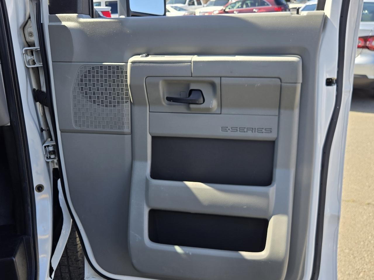 Ford Econoline  2014