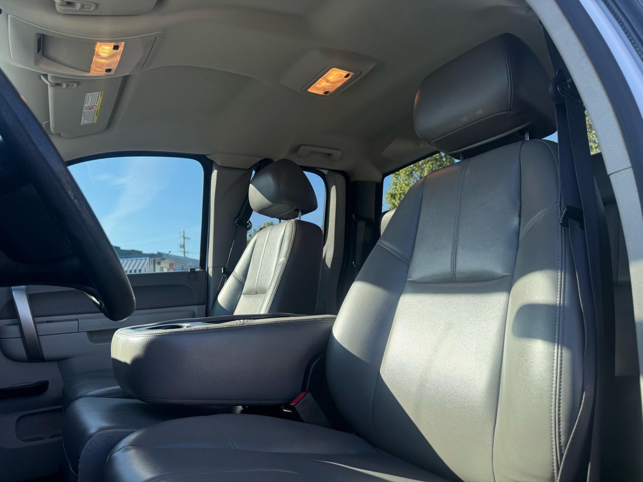 Chevrolet Silverado 2500HD  2011