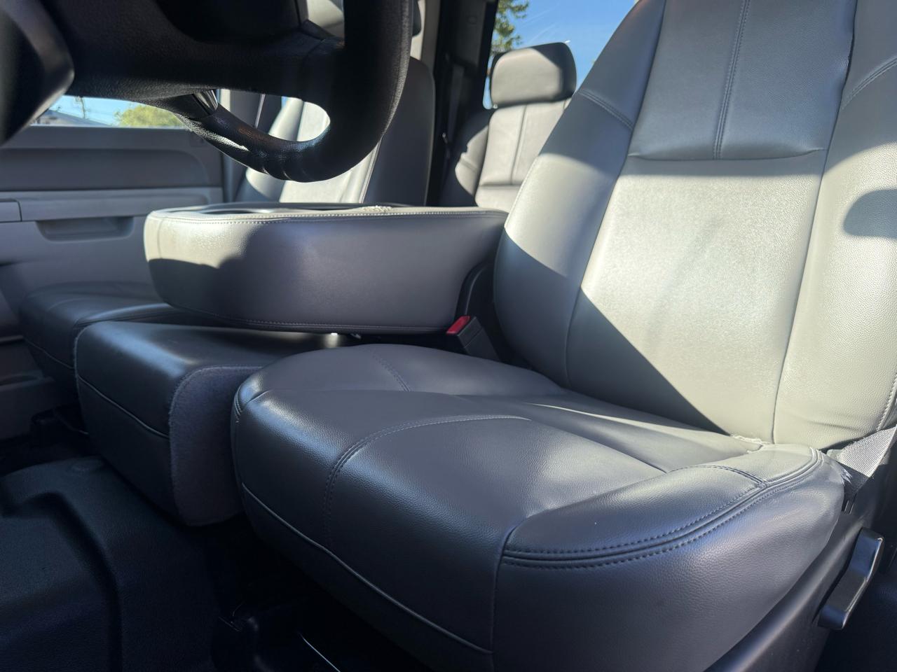 Chevrolet Silverado 2500HD  2011