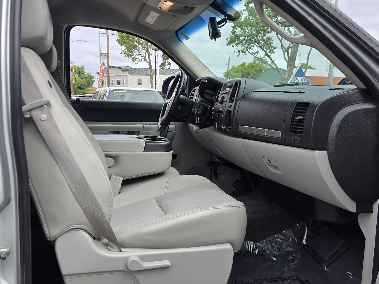 Chevrolet Silverado 1500  2010