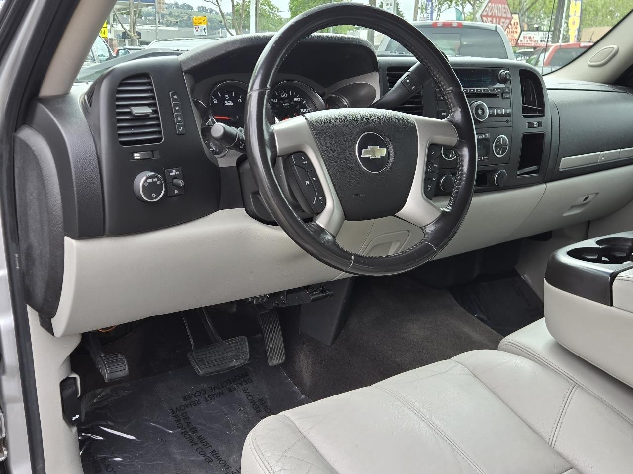 Chevrolet Silverado 1500  2010