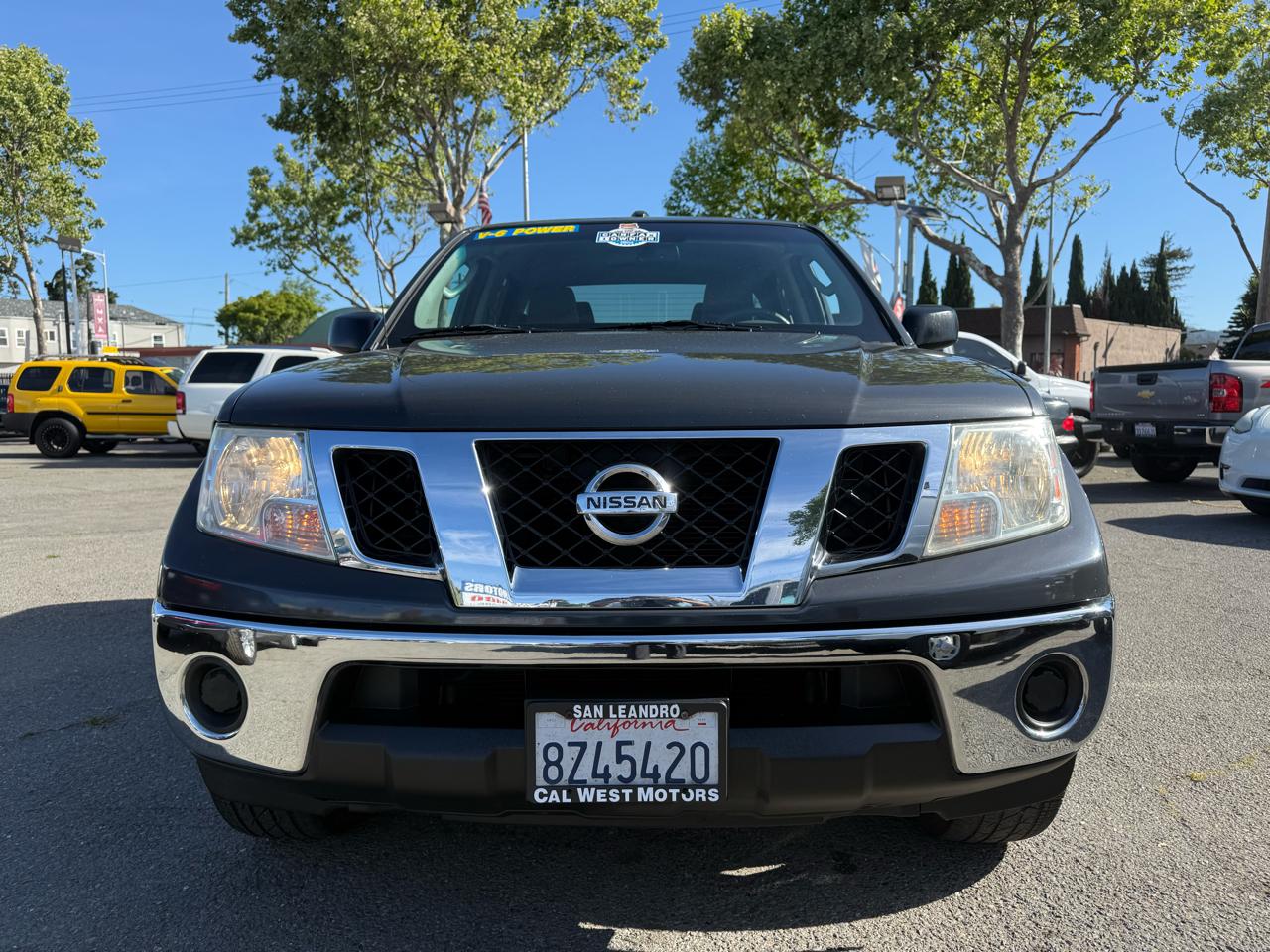 Nissan Frontier  2011