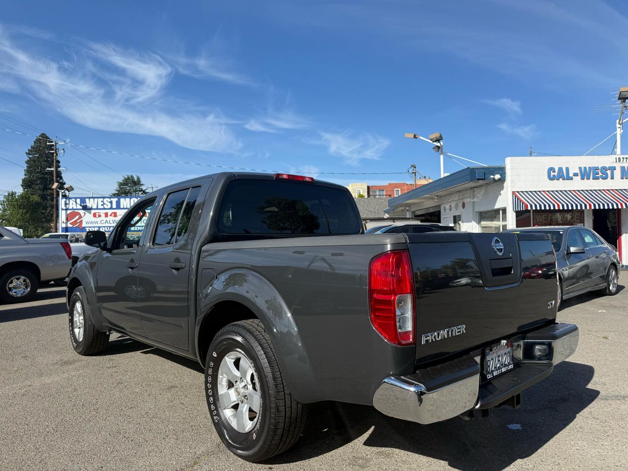 Nissan Frontier  2011