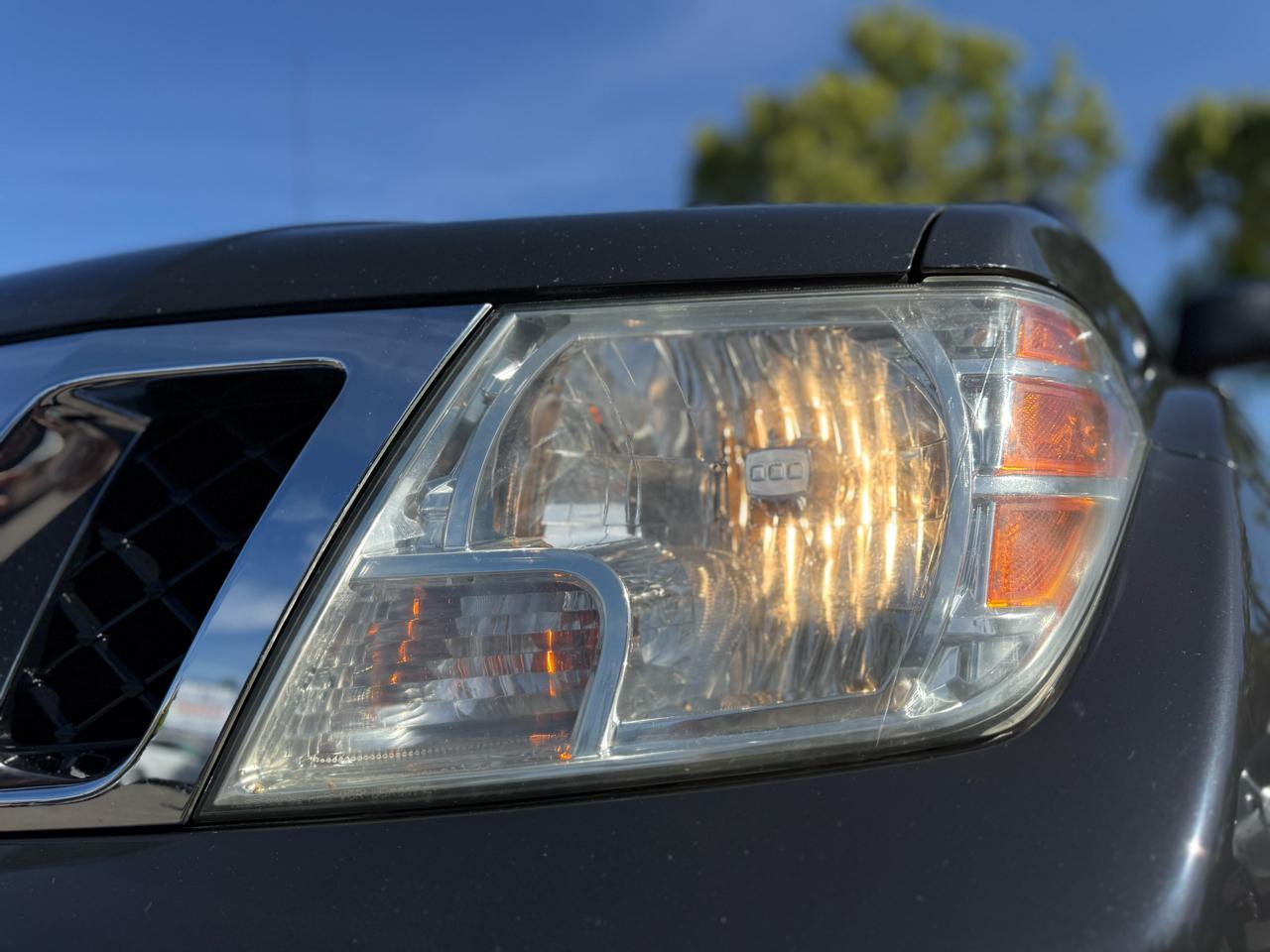 Nissan Frontier  2011