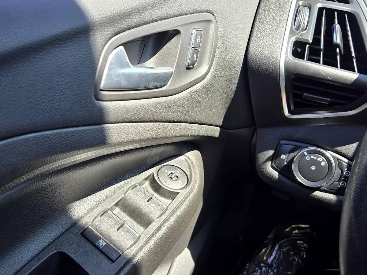 Ford C-Max Energi  2013