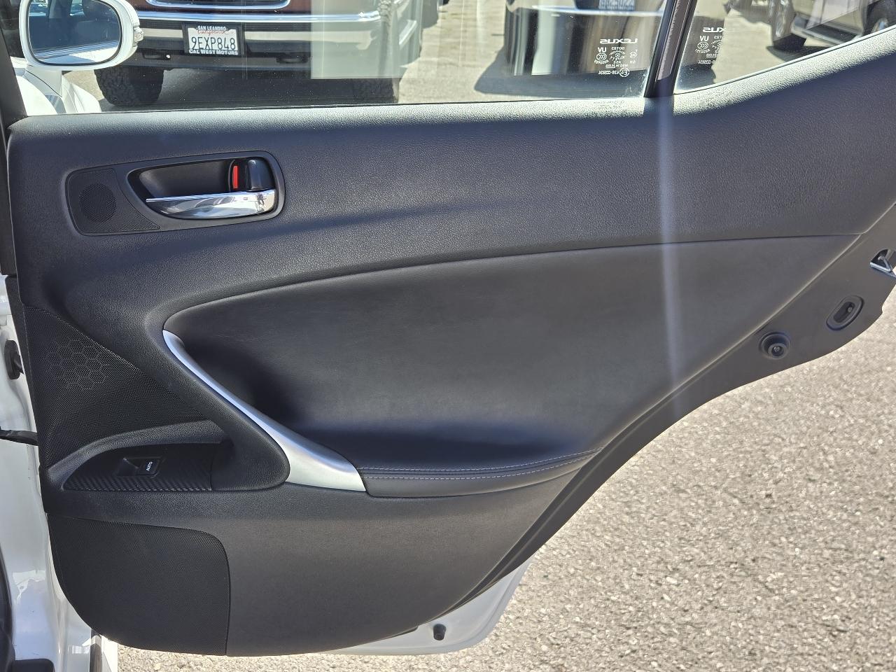 Lexus IS 250  2009