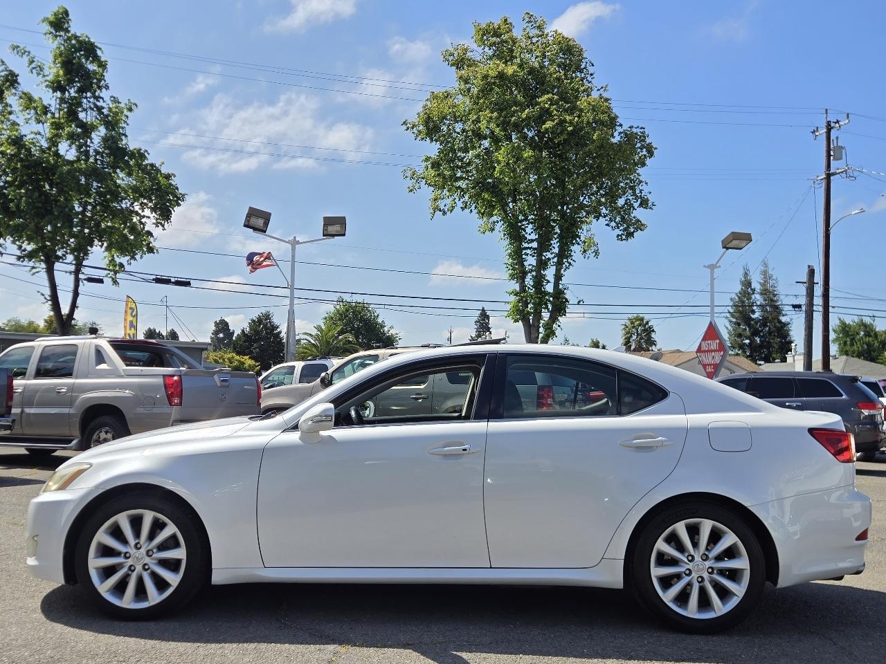 Lexus IS 250  2009