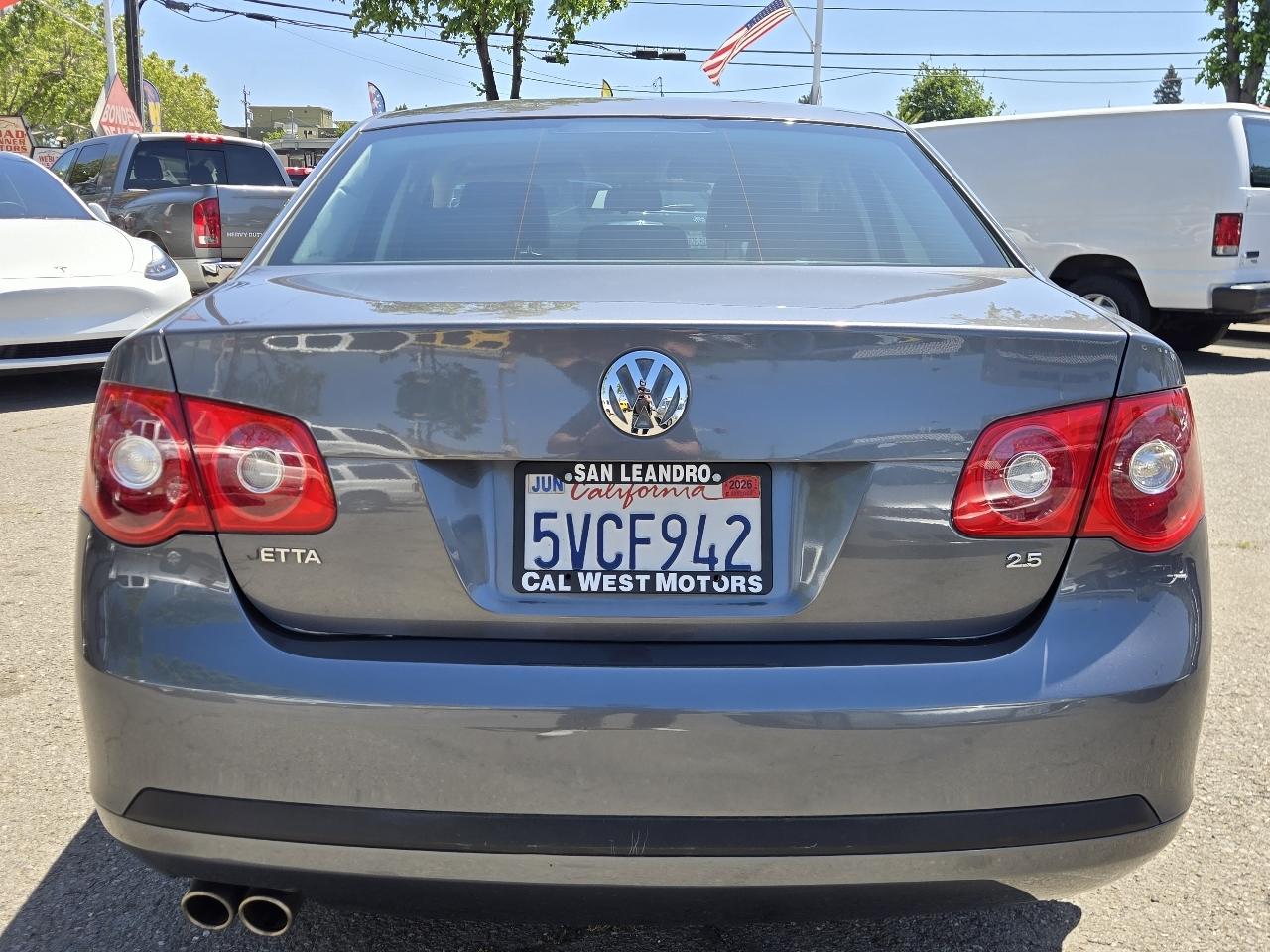 Volkswagen Jetta  2006