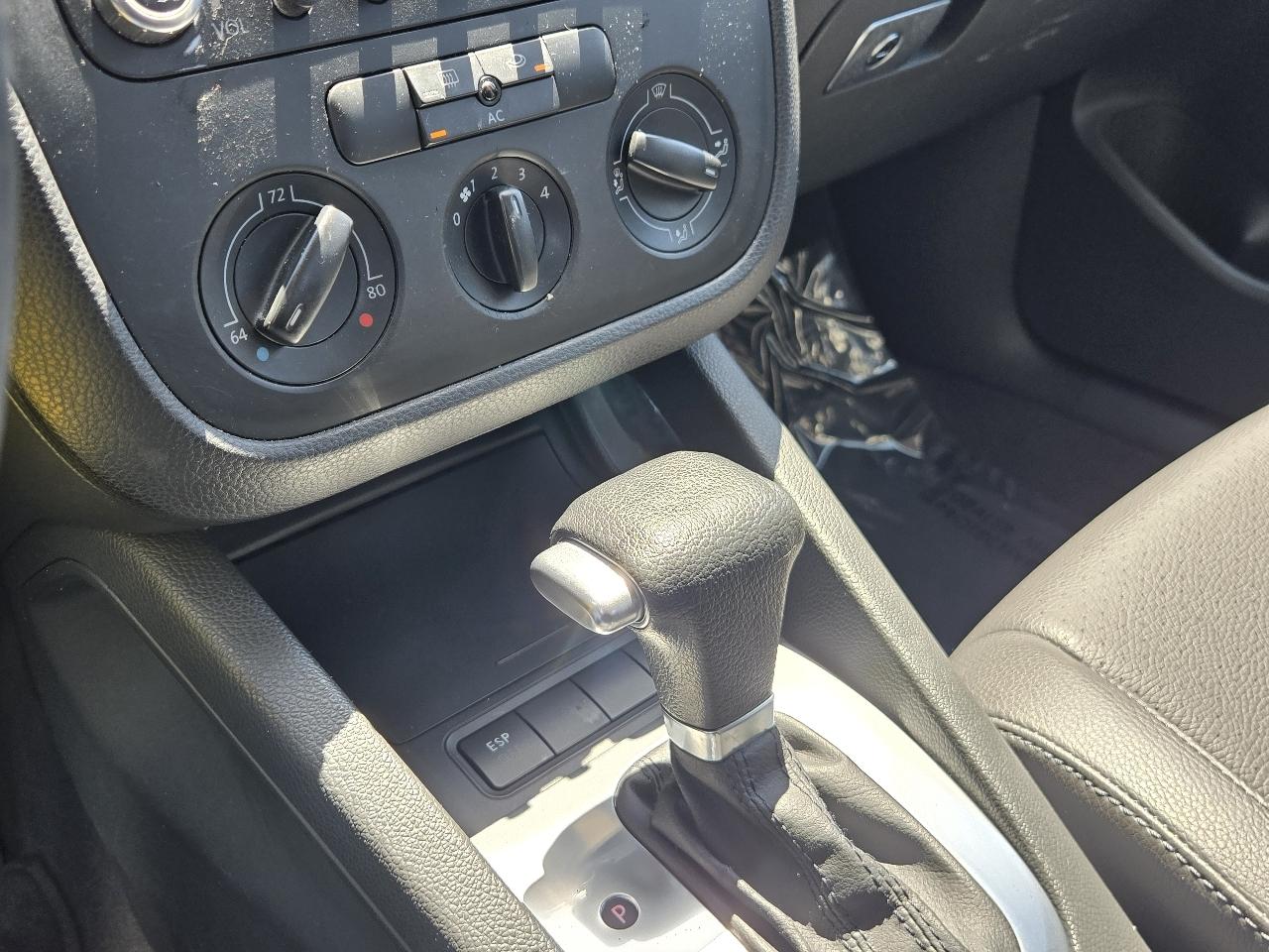 Volkswagen Jetta  2006