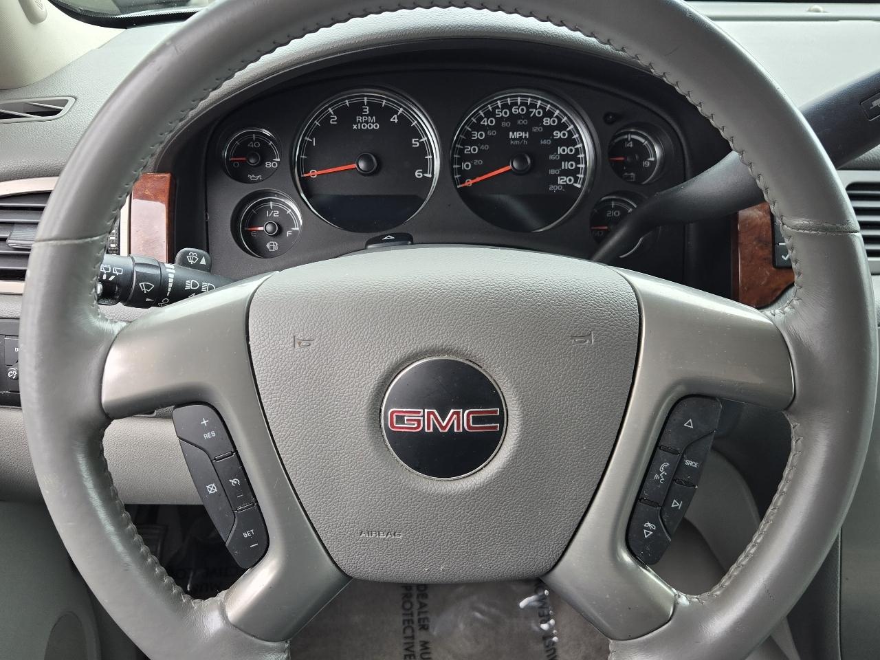 GMC Yukon  2014
