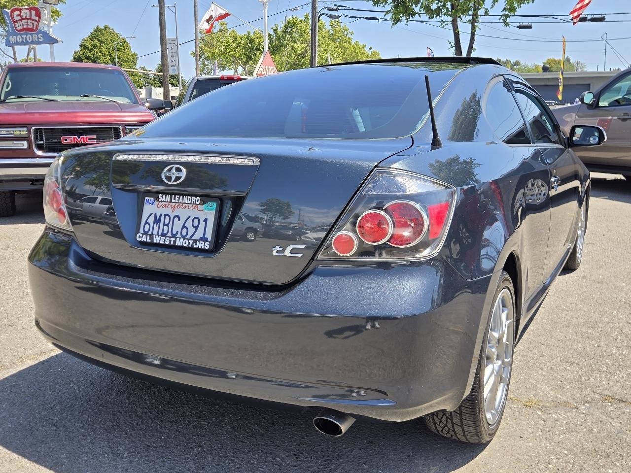 Scion tC  2010