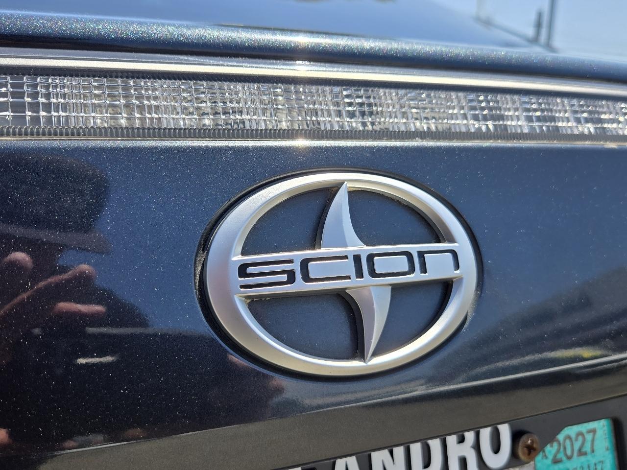 Scion tC  2010