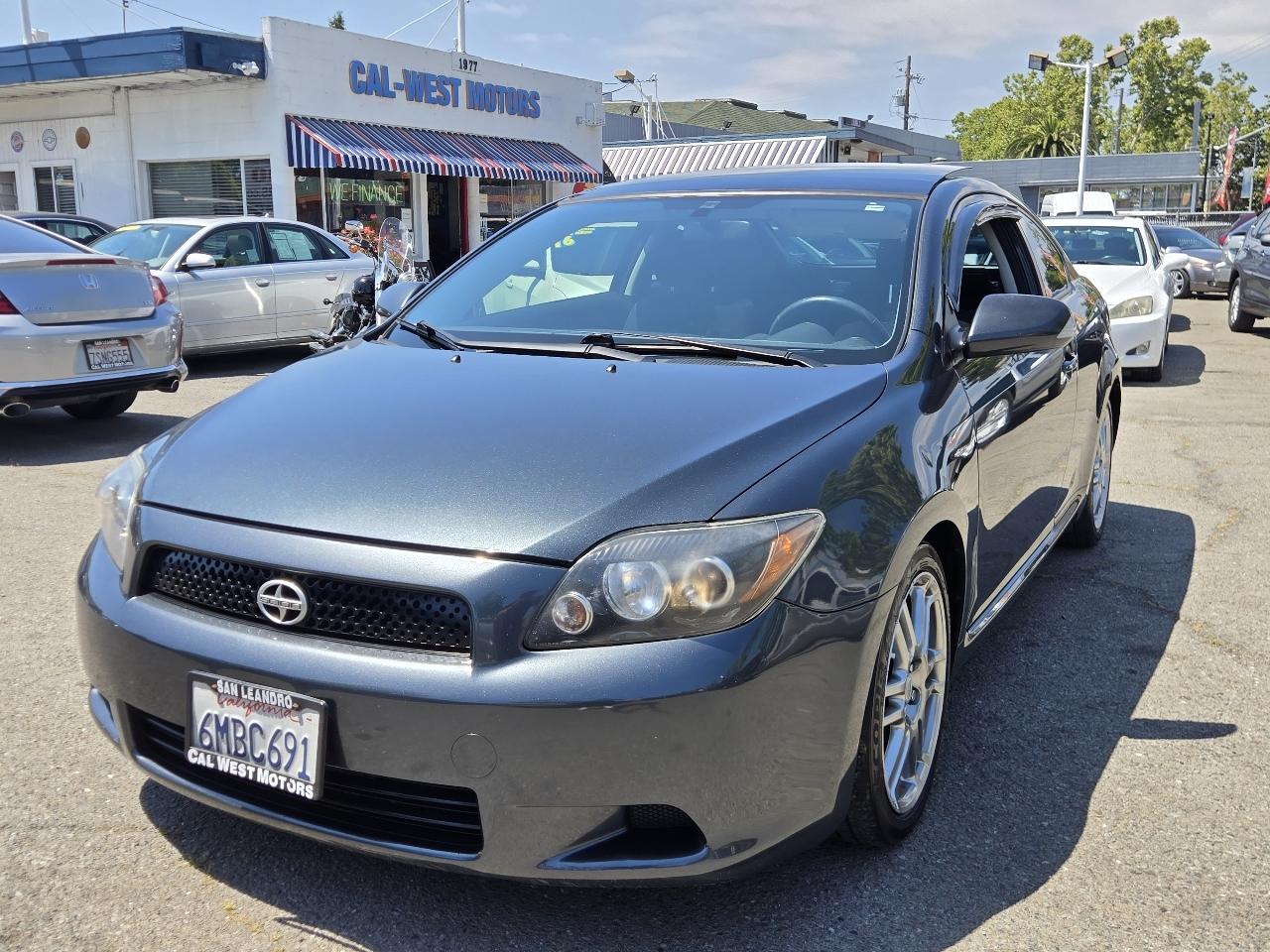 Scion tC  2010
